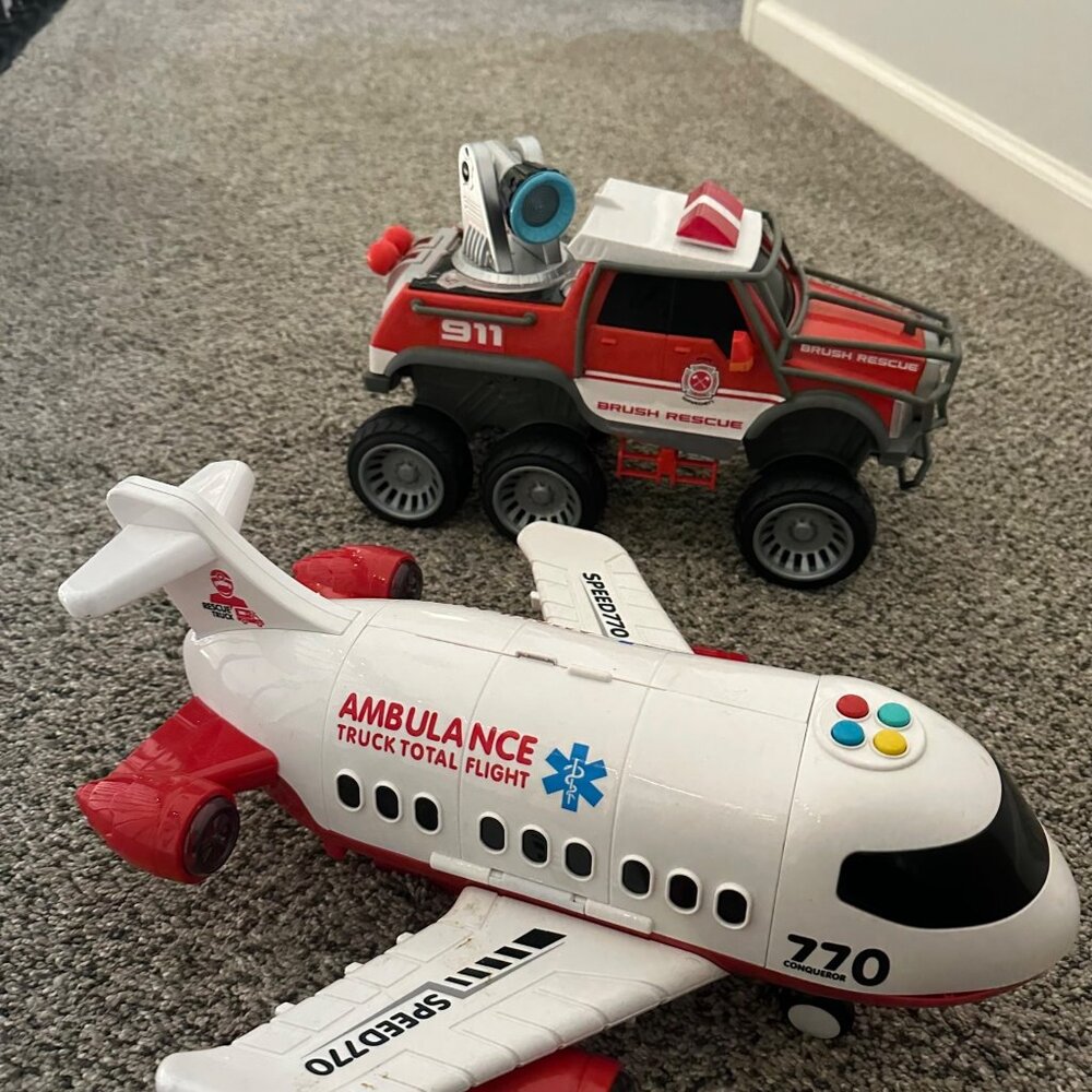 AIRPLANE AND KIDS TRUCK FIREFIGHTER RESCUE TOYS LIGHTS SOUNDS